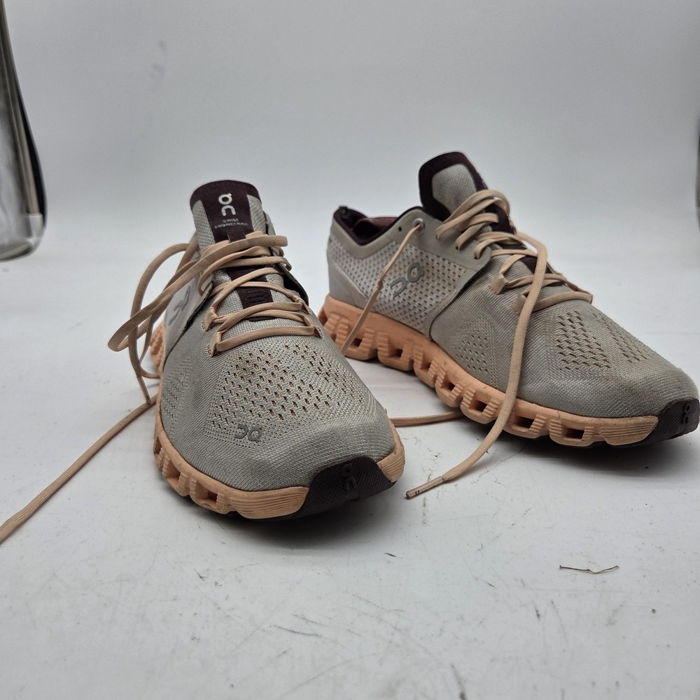 On Shoes Womens Size 7.5 Gray Mesh CloudTec Helion Running Sneakers Low Top
